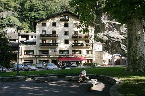 Crimea Wine Hotel Киавена Екстериор снимка