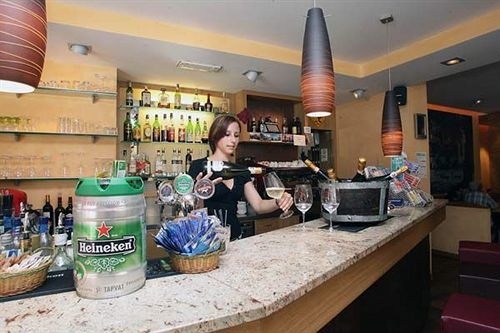 Crimea Wine Hotel Киавена Екстериор снимка